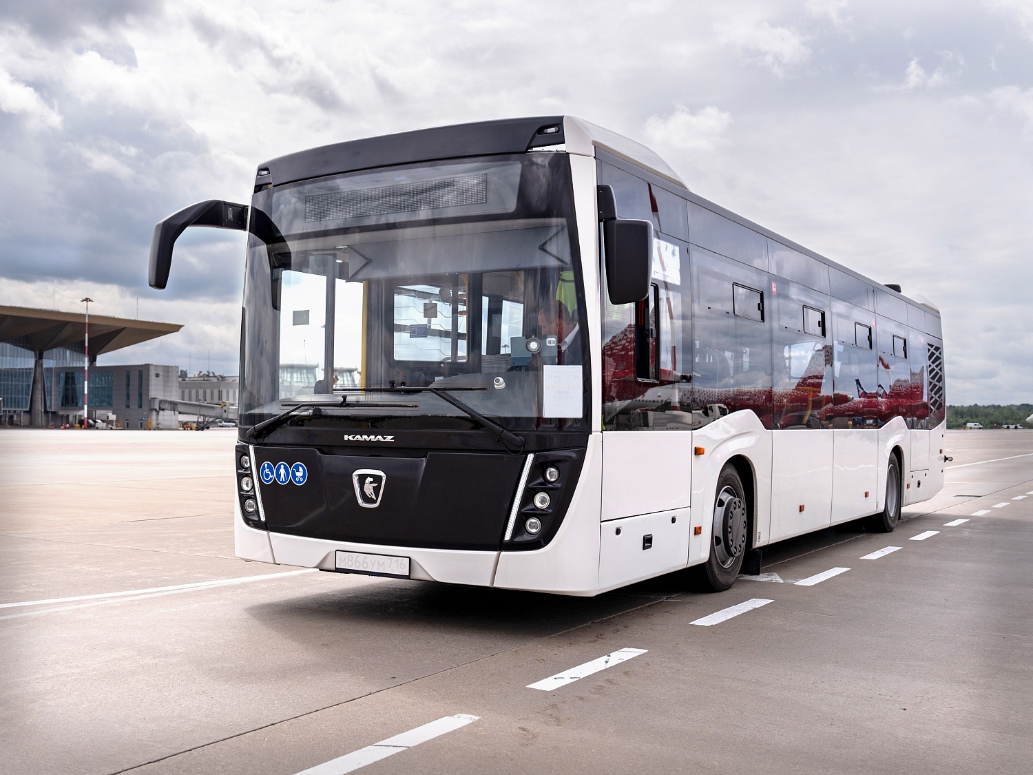 Автобус НЕФАЗ-5299-0000040-52